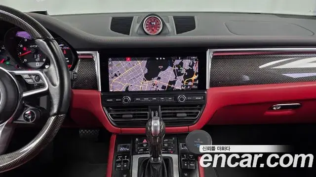 Porsche Macan 2020 — Şəkil 17/20