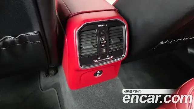 Porsche Macan 2020 — Şəkil 4/20