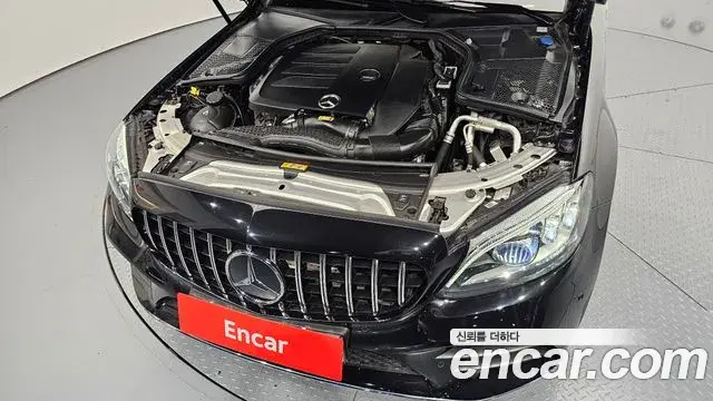 Mercedes-Benz C-Class 2020 — ფოტო 14/20