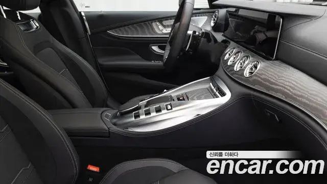 Mercedes-Benz AMG GT 2025 — ფოტო 6/20