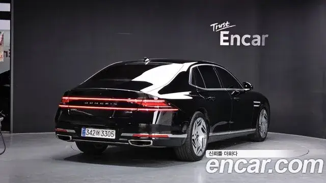 Genesis G90 2022 — ფოტო 15/39