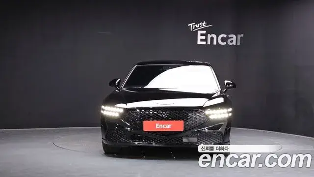 Genesis G90 2022 — ფოტო 31/39