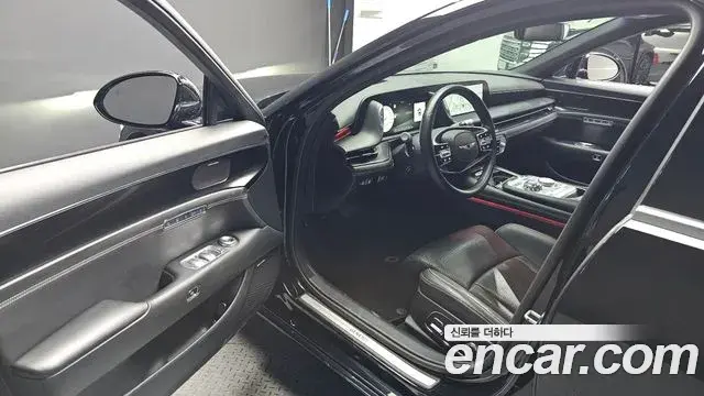 Genesis G90 2022 — ფოტო 24/39