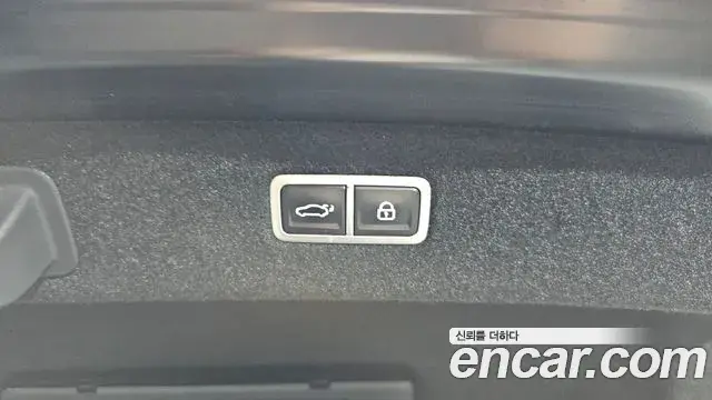 Genesis G90 2022 — ფოტო 26/39