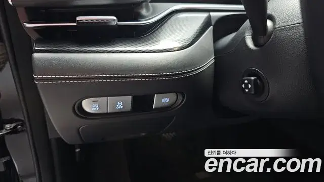 Genesis G90 2022 — ფოტო 36/39