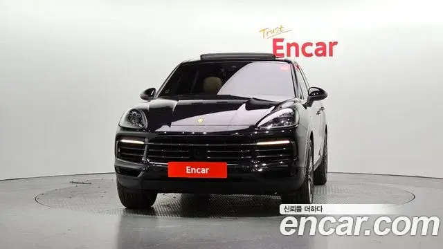 Porsche Cayenne 2019 — Фото 3/20