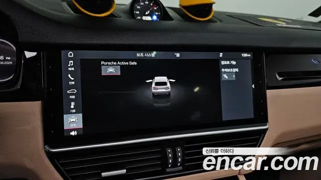 Porsche Cayenne 2019 — Фото 16/20