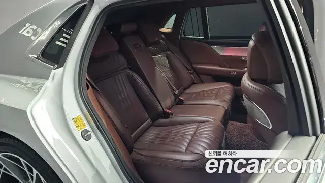Genesis G90 2022 — ფოტო 7/35