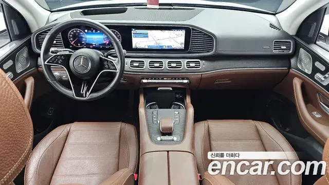 Mercedes-Benz GLE-Class 2023 — Photo 32/34