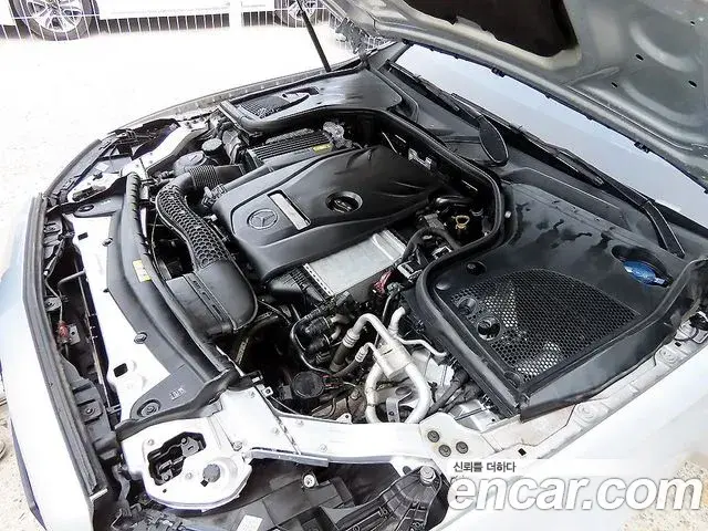 Mercedes-Benz E-Class 2018 — Photo 20/20