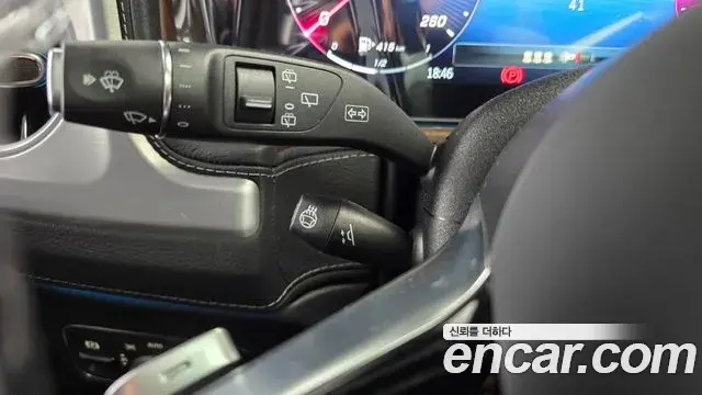 Mercedes-Benz G-Class 2026 — Photo 13/34