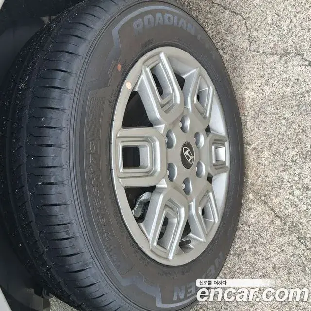 Hyundai Staria 2026 — Photo 5/20