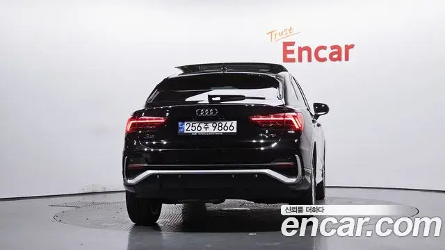 Audi Q3 2022 — Фото 4/20