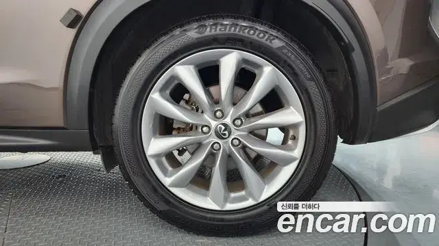 Infiniti QX50 2019 — Photo 24/31