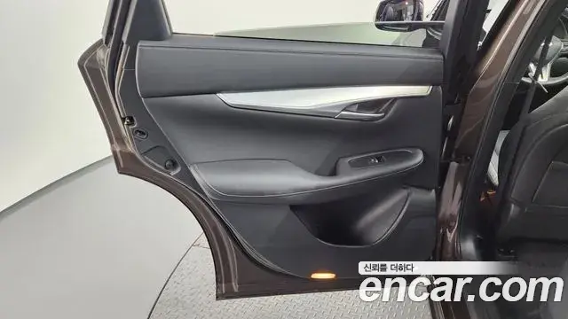 Infiniti QX50 2019 — Photo 6/31