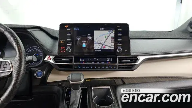 Toyota Sienna 2024 — Photo 15/20