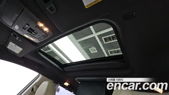 Toyota Sienna 2024 — Photo 16/20