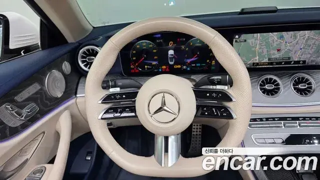 Mercedes-Benz E-Class 2023 — ფოტო 29/38