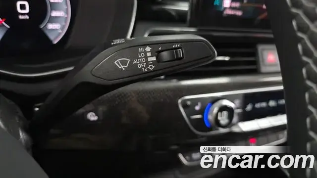 Audi S4 2022 — Şəkil 19/32