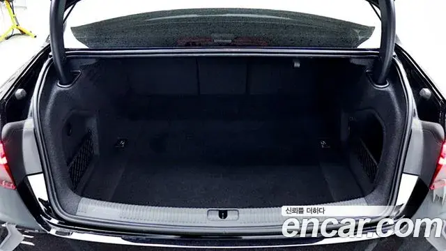 Audi A4 2022 — Photo 7/20