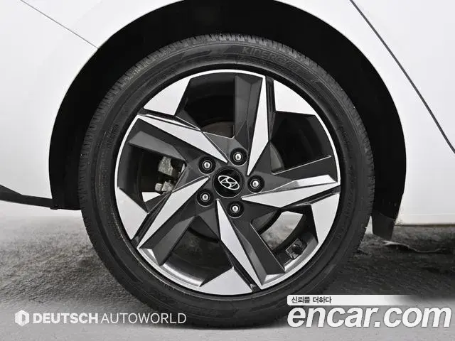 Hyundai The New Avante Hybrid 2023 — Şəkil 17/20