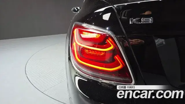 Kia The K9 2021 — Şəkil 17/32