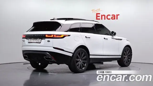 Land Rover Range Rover Velar 2019 — ფოტო 6/36