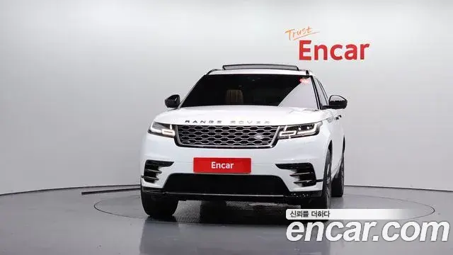 Land Rover Range Rover Velar 2019 — ფოტო 18/36
