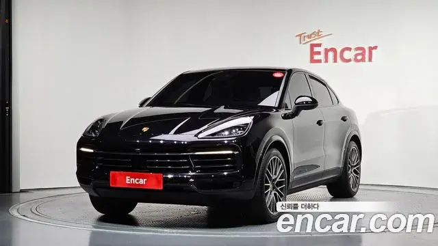 Porsche Cayenne 2021 — Photo 1/20