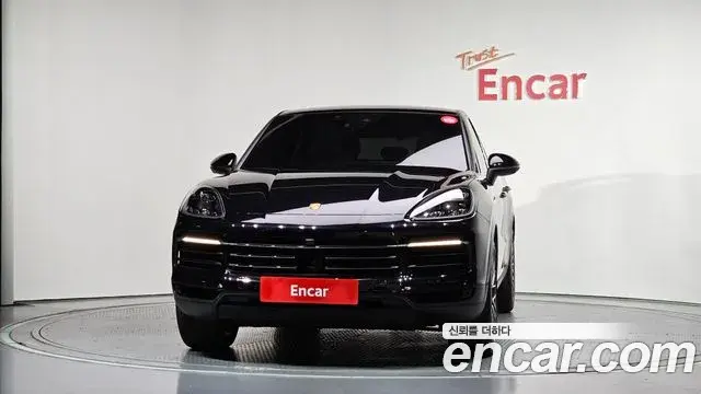 Porsche Cayenne 2021 — Photo 3/20