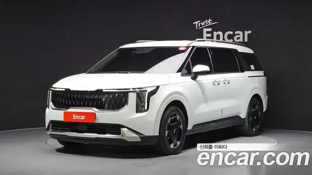 Kia Carnival 2025 — Фото 1/20