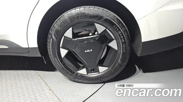 Kia Carnival 2025 — Photo 14/33