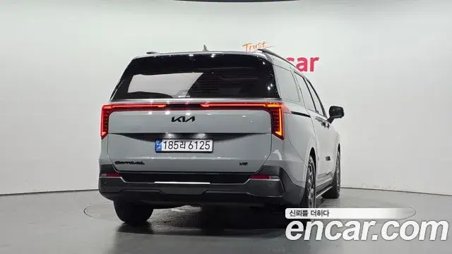 Kia Carnival 2024 — Photo 2/35