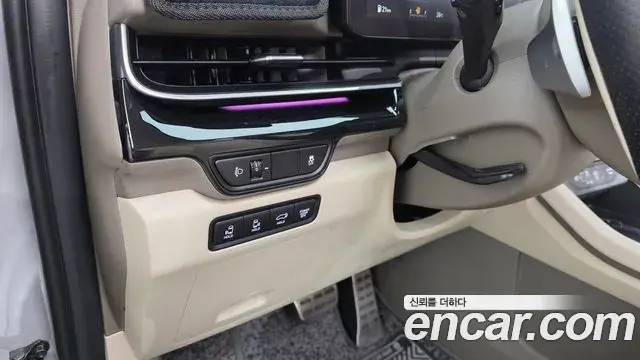 Kia Carnival 2024 — Photo 24/35