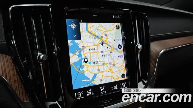 Volvo V60 Cross Country 2021 — ფოტო 22/30