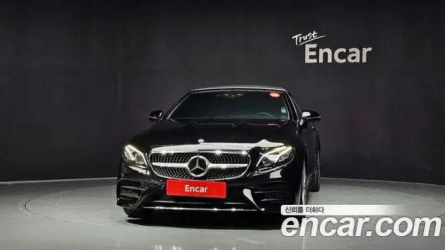 Mercedes-Benz E-Class 2020 — ფოტო 21/30