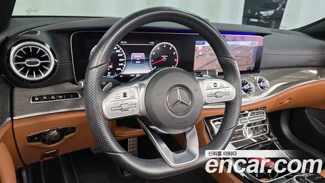 Mercedes-Benz E-Class 2020 — ფოტო 23/30