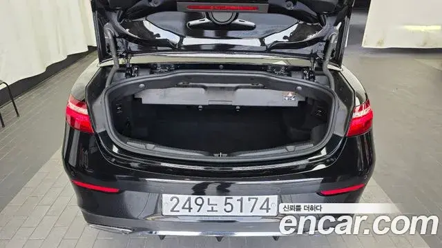 Mercedes-Benz E-Class 2020 — ფოტო 5/30