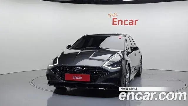 Hyundai Sonata Hybrid 2023 — ფოტო 13/30
