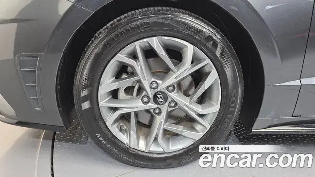 Hyundai Sonata Hybrid 2023 — ფოტო 10/30