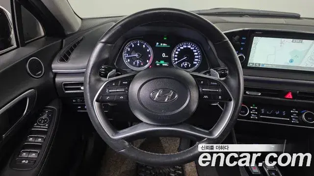 Hyundai Sonata Hybrid 2023 — ფოტო 21/30