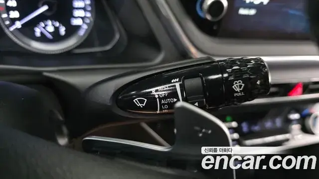 Hyundai Sonata Hybrid 2023 — ფოტო 18/30