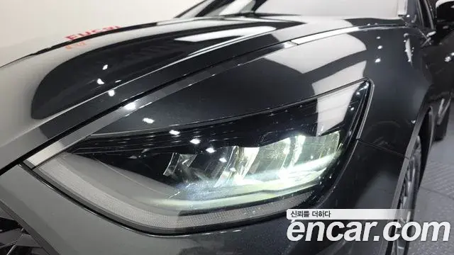 Hyundai Sonata Hybrid 2023 — ფოტო 17/30