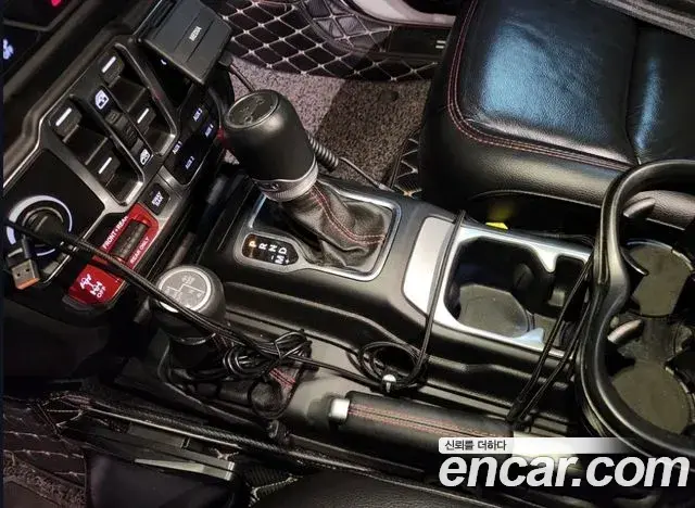 Jeep Wrangler 2020 — Photo 7/11