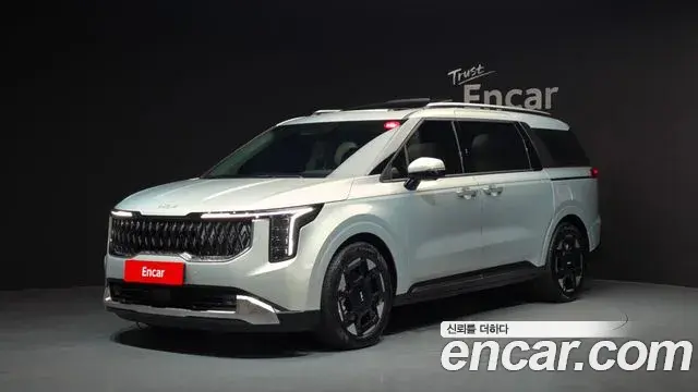Kia Carnival 2024 — Photo 1/35