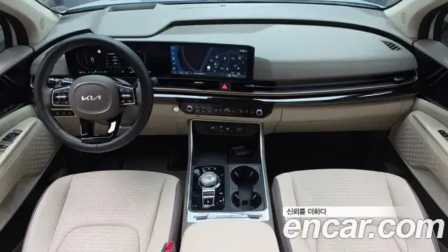 Kia Carnival 2024 — Photo 20/35