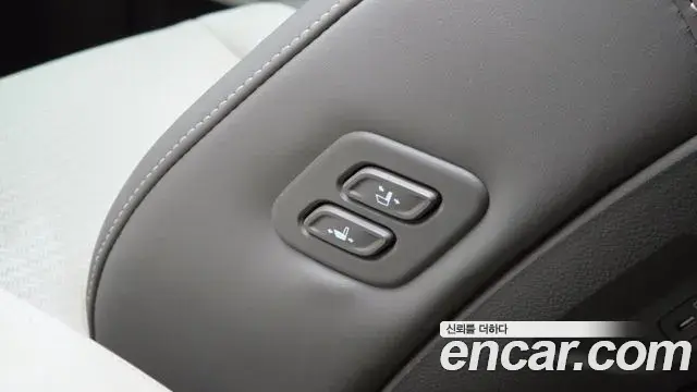 Kia Carnival 2024 — Photo 12/35