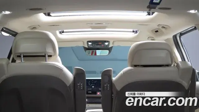 Kia Carnival 2024 — Photo 11/35