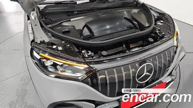 Mercedes-Benz EQE SUV 2023 — Şəkil 1/38