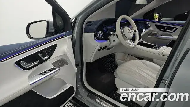Mercedes-Benz EQE SUV 2023 — Şəkil 32/38